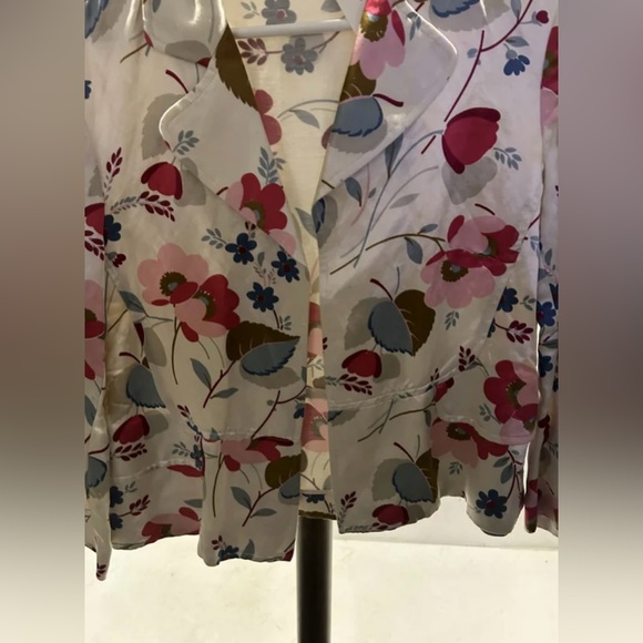 Stunning and rare Marni vintage floral blazer. - Picture 9 of 16